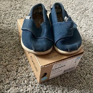 Baby Toms